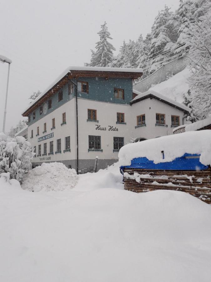 Ferienwohnung Haus Hotz Landeck Exterior foto