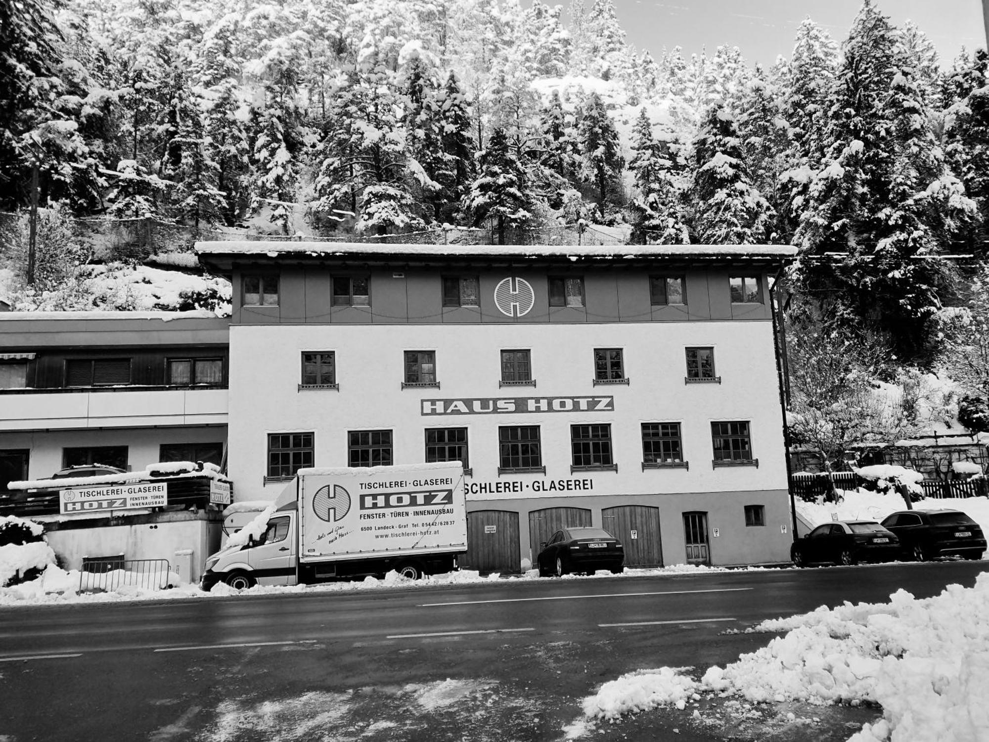 Ferienwohnung Haus Hotz Landeck Exterior foto